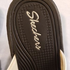 Skechers: used super light sandals.